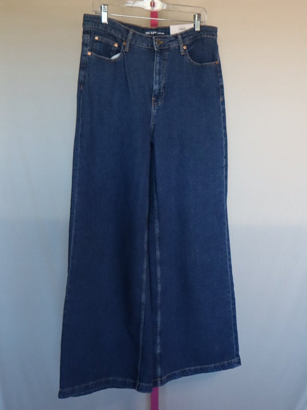 On 34th High Rise Jeans, NWTs Trendy, wide leg, Denim Blue - Size 30 (Size 10) - Picture 2 of 5
